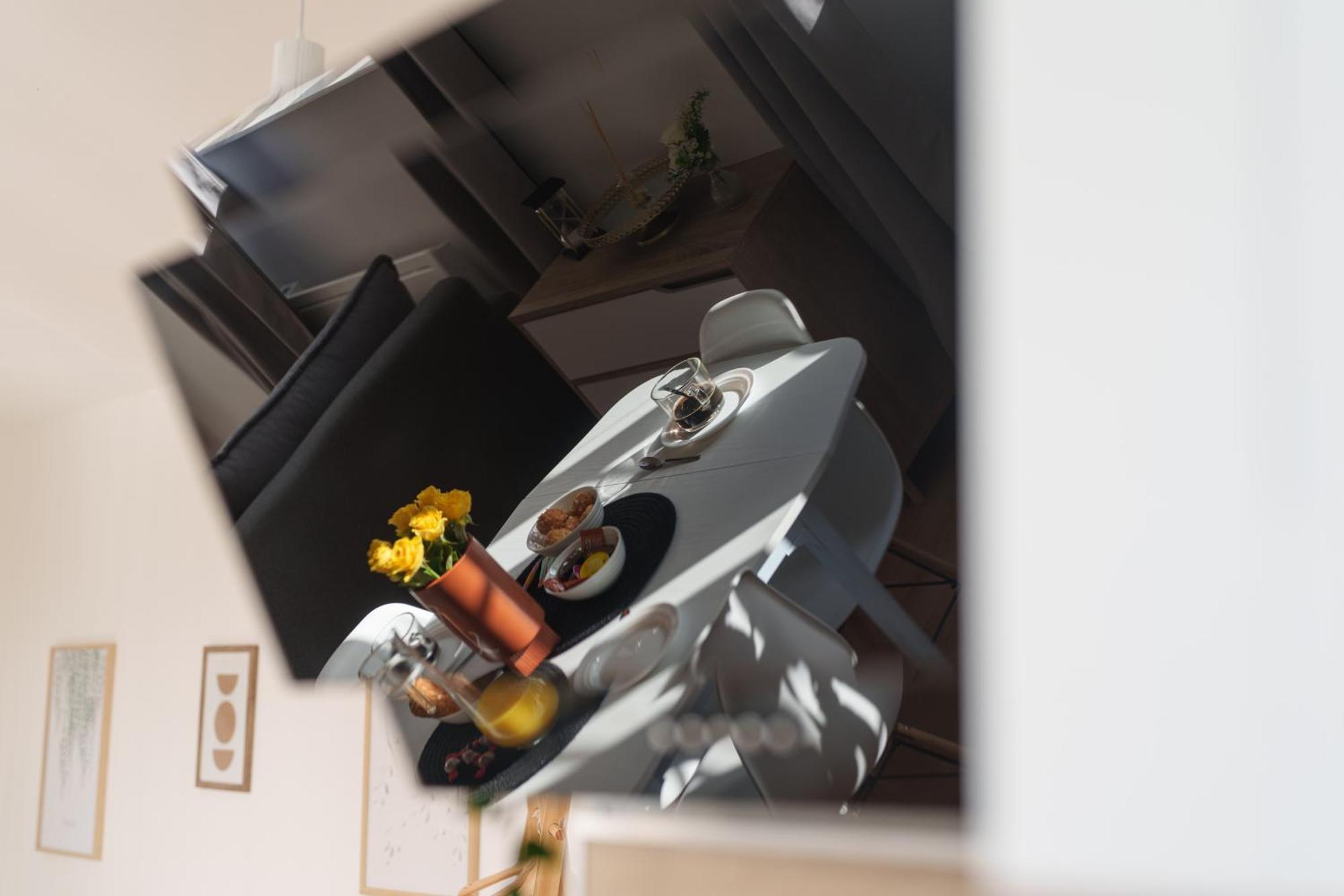Le Fleur De Cerisier - Zmn Conciergerie Apartment Saint-Quentin  Bagian luar foto